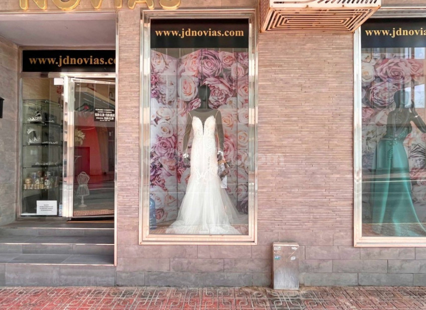 Segunda mano - Comercial -
Torrevieja - Playa del Cura