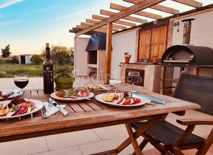 Segunda mano - Finca rural -
Los Montesinos