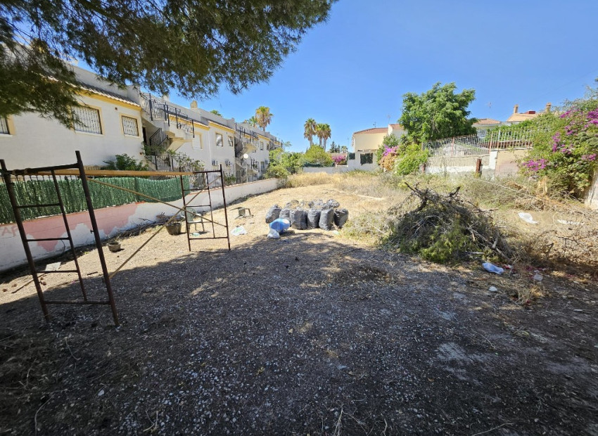 Segunda mano - Tierra -
Algorfa (montemar) - Algorfa