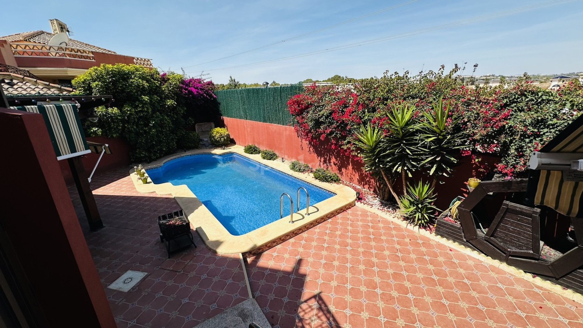 Segunda mano - Villa -
Algorfa