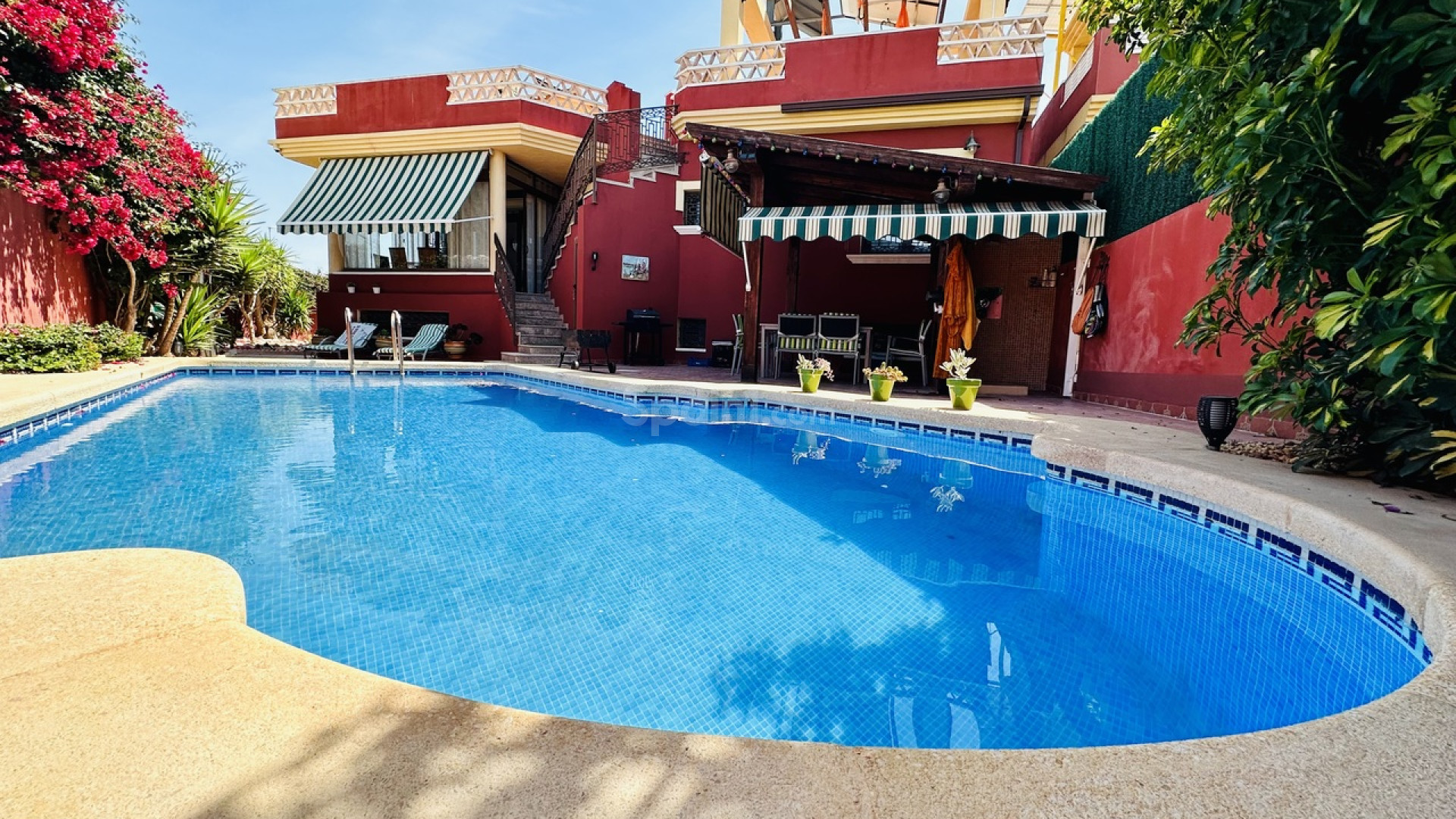 Segunda mano - Villa -
Algorfa