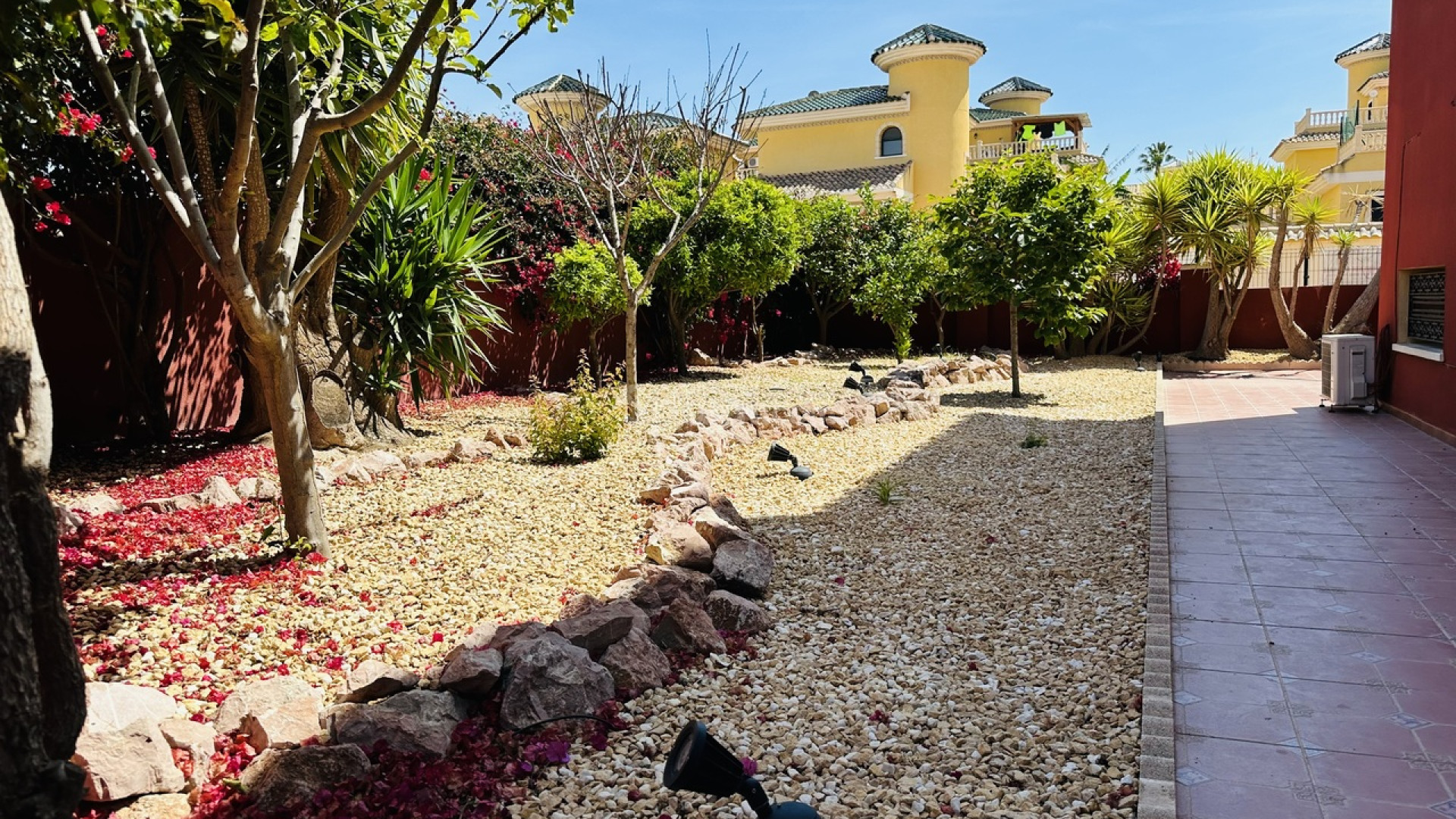 Segunda mano - Villa -
Algorfa