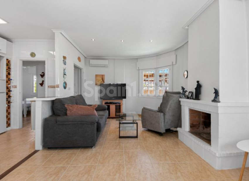 Segunda mano - Villa -
Benijofar