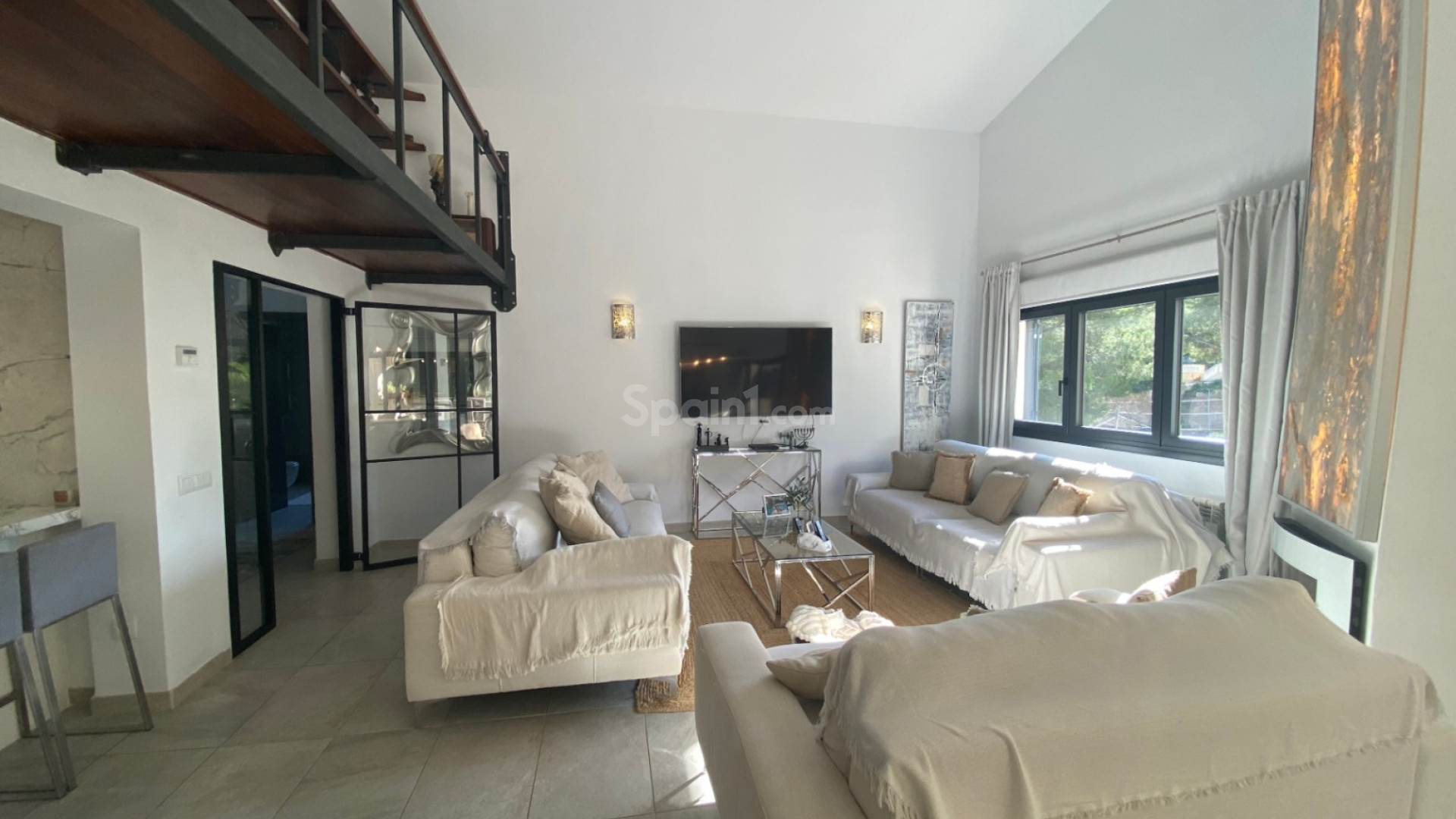 Segunda mano - Villa -
Calviá - Mallorca