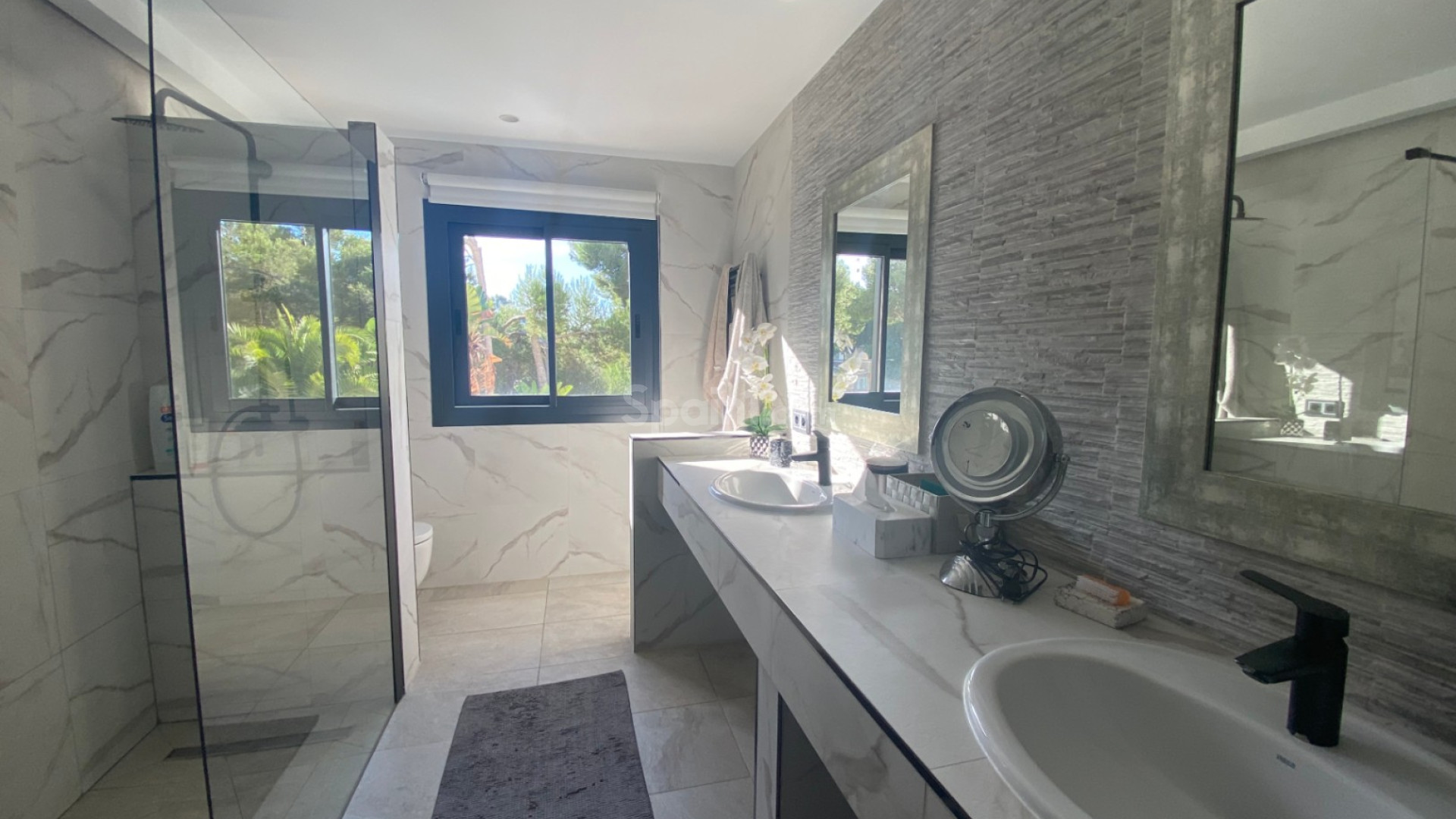 Segunda mano - Villa -
Calviá - Mallorca