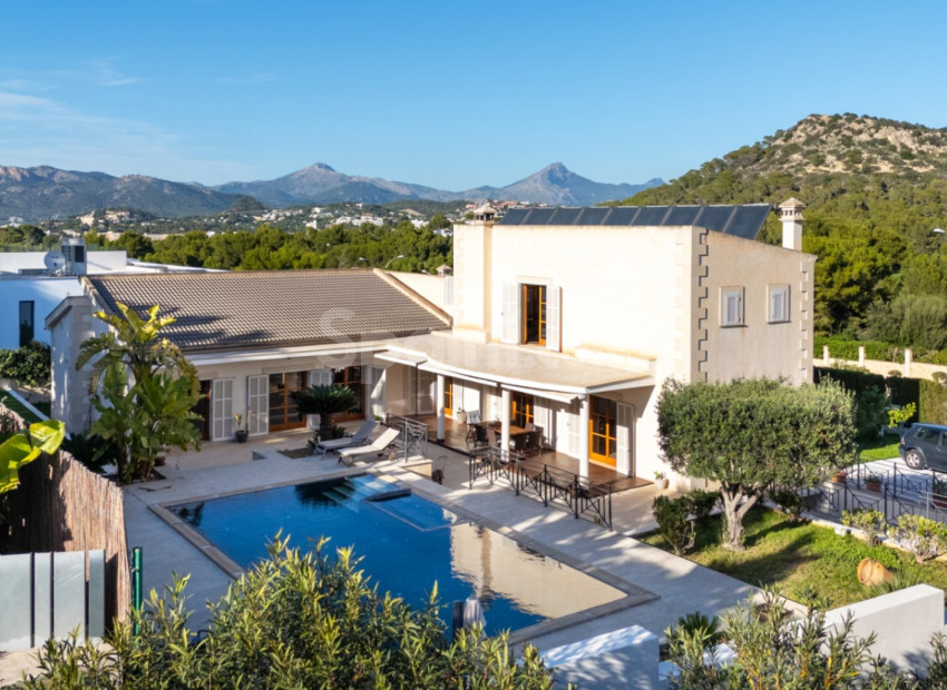 Segunda mano - Villa -
Calviá - Mallorca