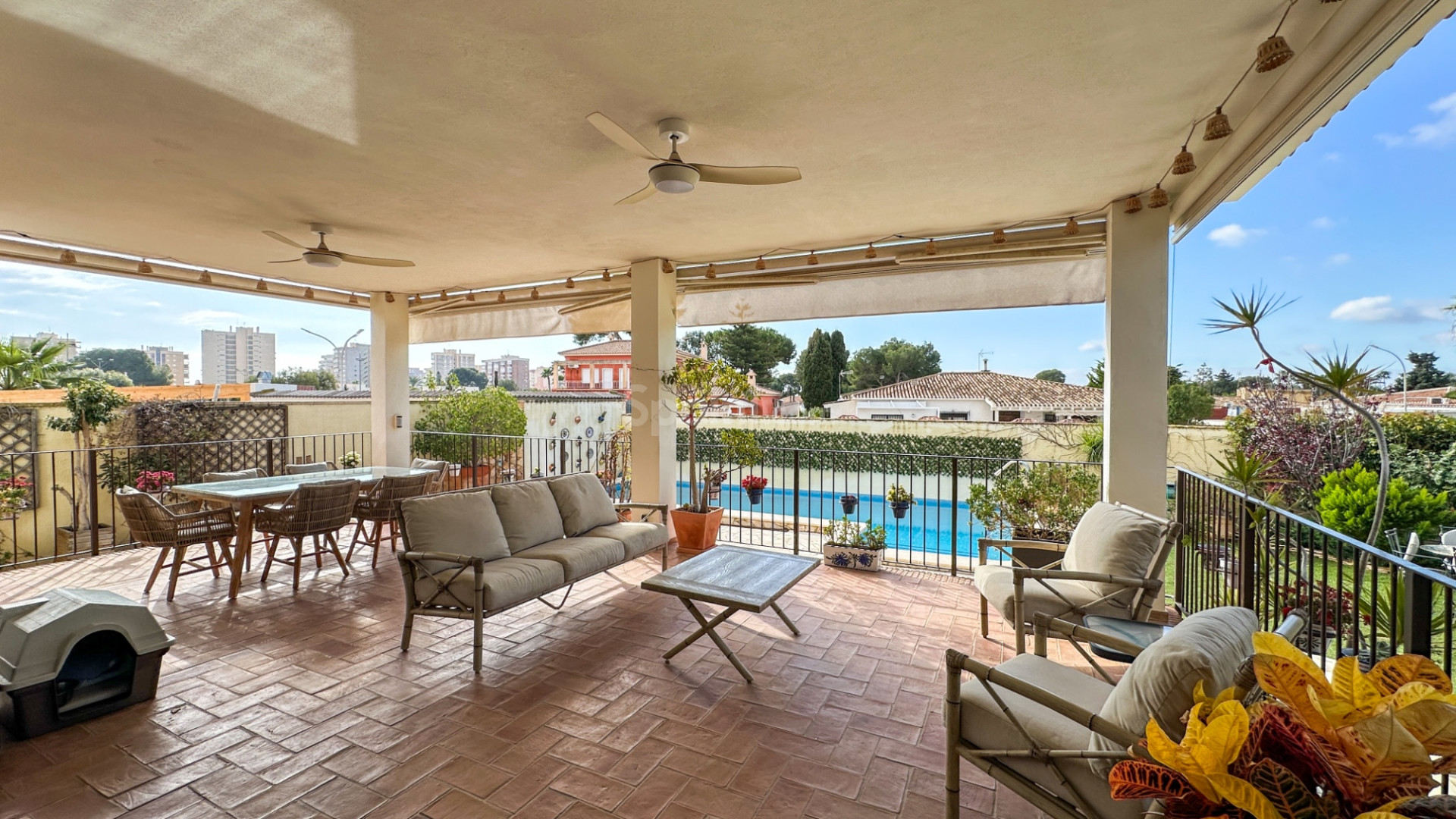 Segunda mano - Villa -
Campoamor - Dehesa de Campoamor