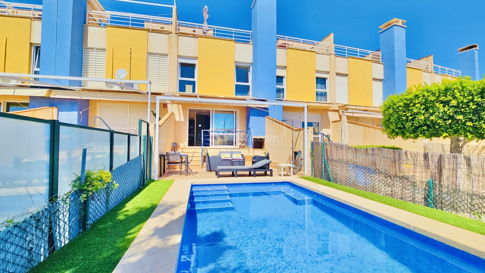 Segunda mano - Villa -
Dehesa de Campoamor - Campoamor