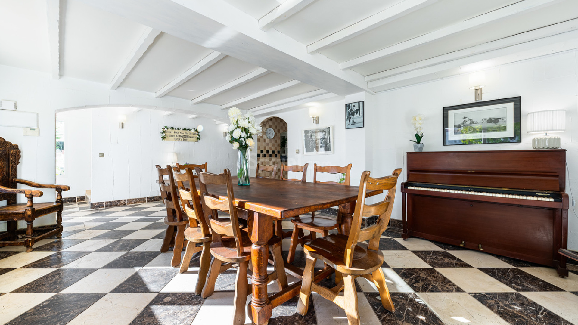 Segunda mano - Villa -
Dehesa de Campoamor - Campoamor