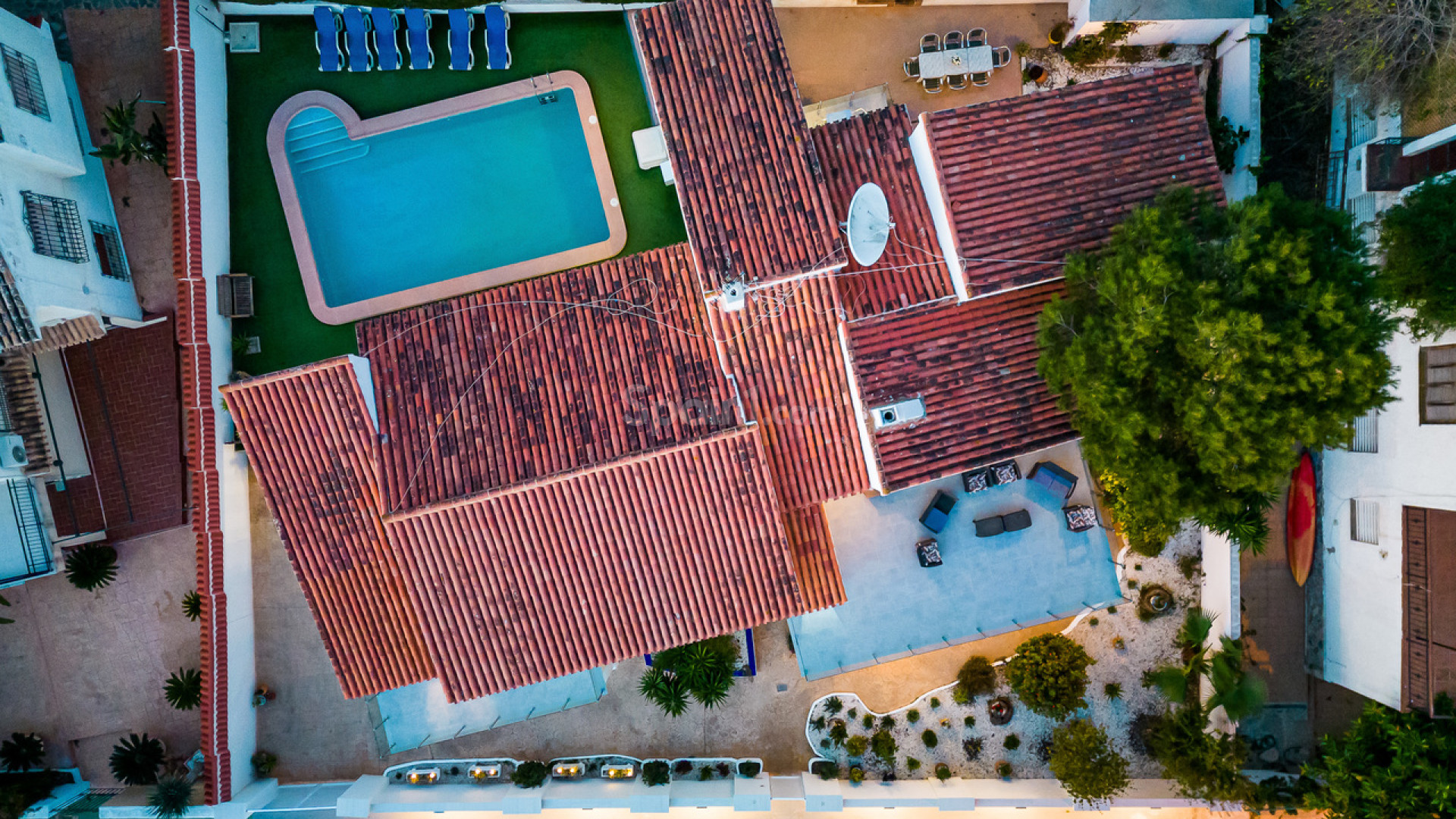 Segunda mano - Villa -
Dehesa de Campoamor - Campoamor