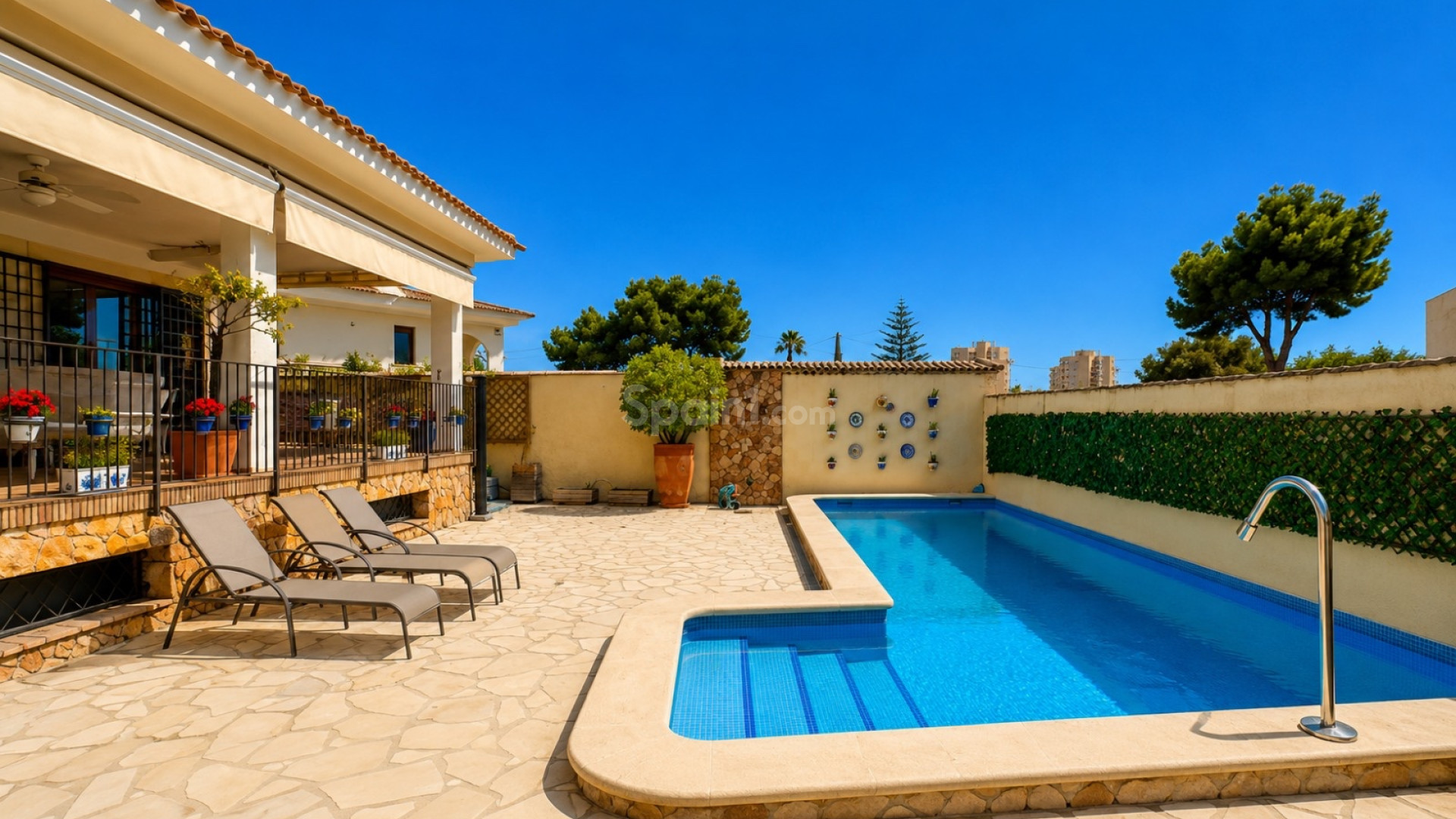 Segunda mano - Villa -
Dehesa de Campoamor - Campoamor