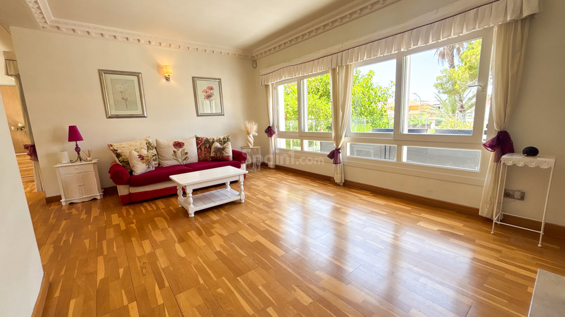 Segunda mano - Villa -
Dehesa de Campoamor - Campoamor