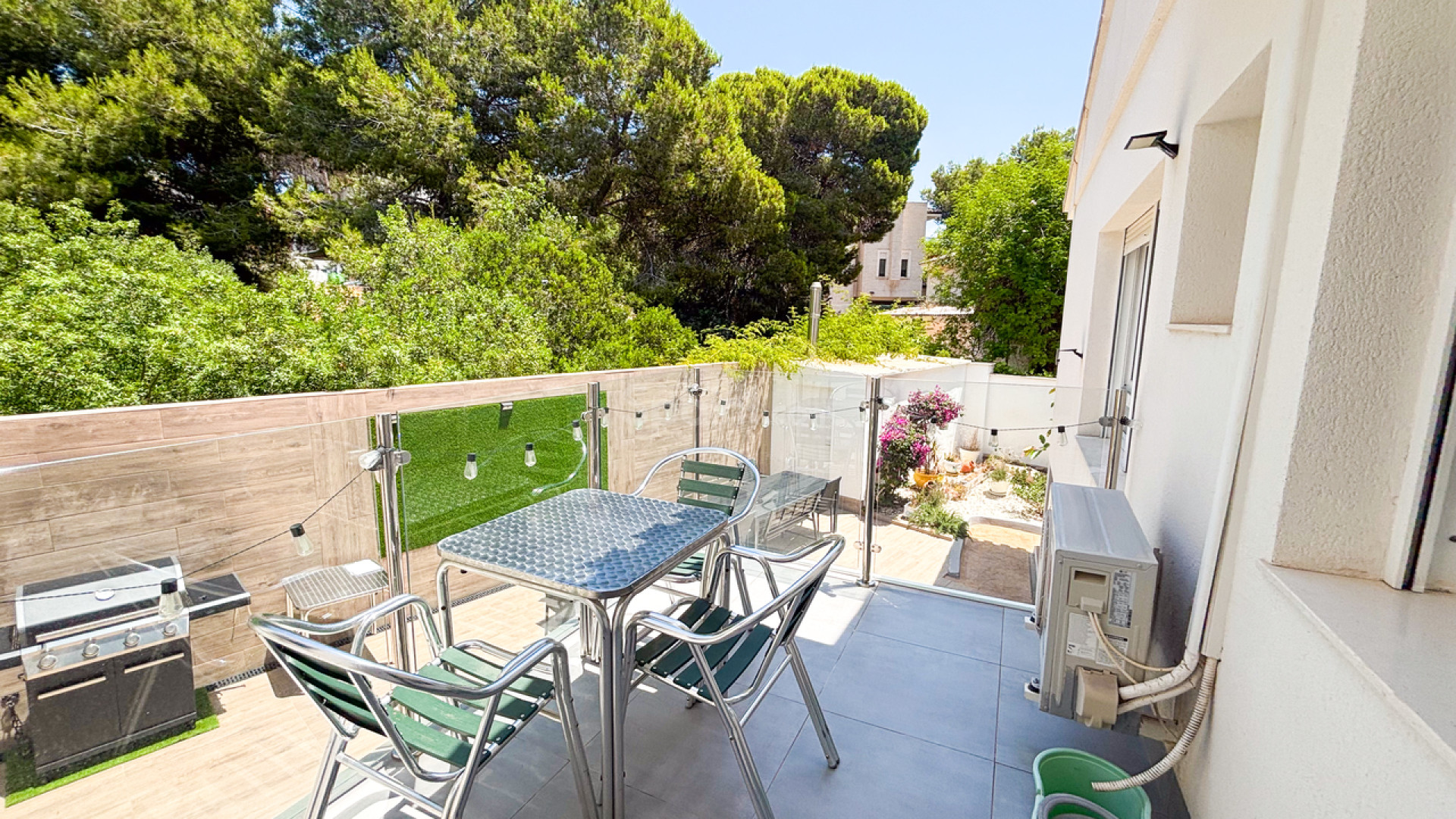 Segunda mano - Villa -
Dehesa de Campoamor - Campoamor
