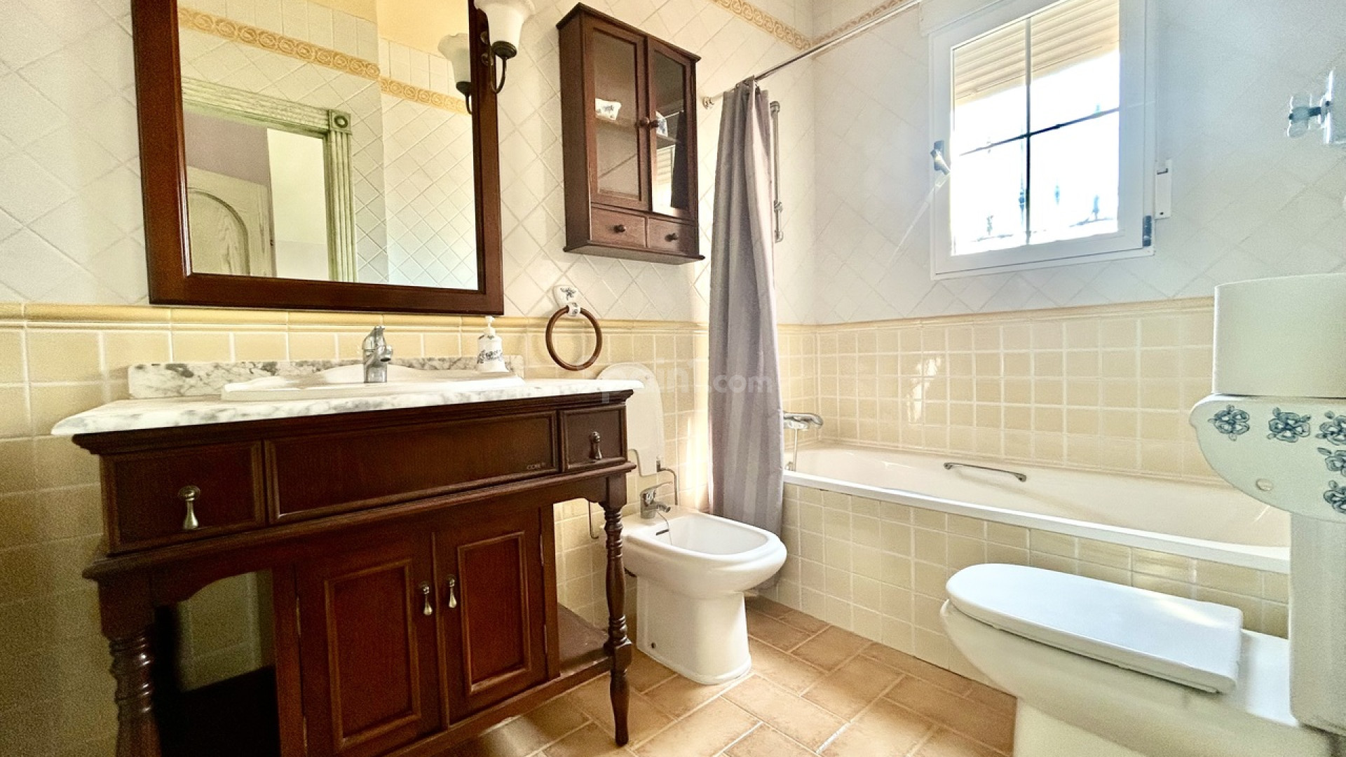 Segunda mano - Villa -
La Mata