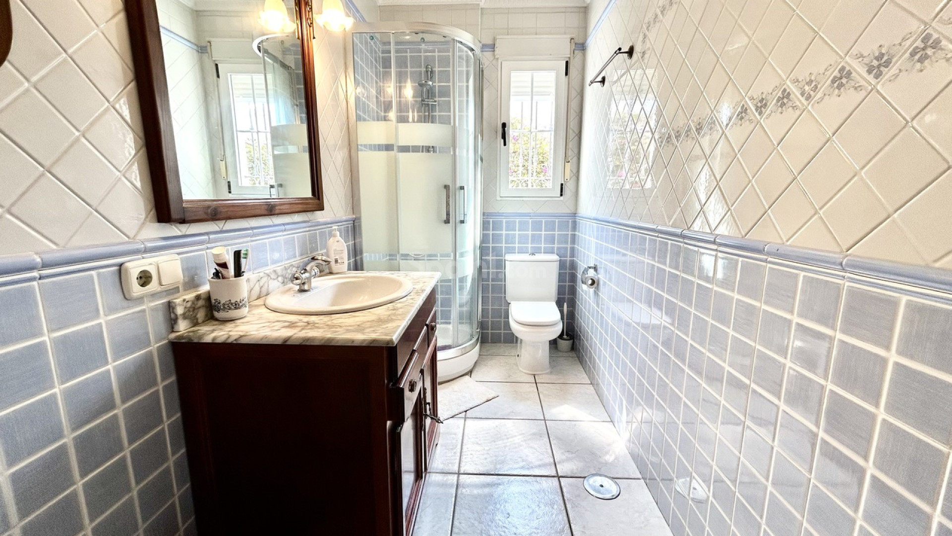 Segunda mano - Villa -
La Mata