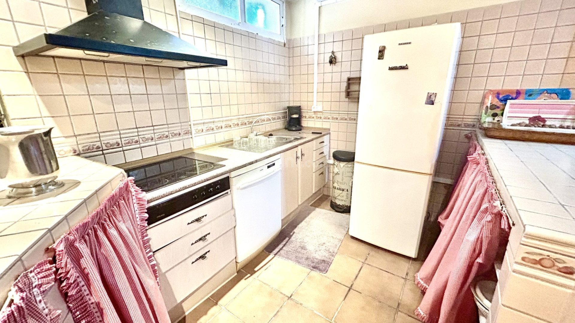 Segunda mano - Villa -
La Mata