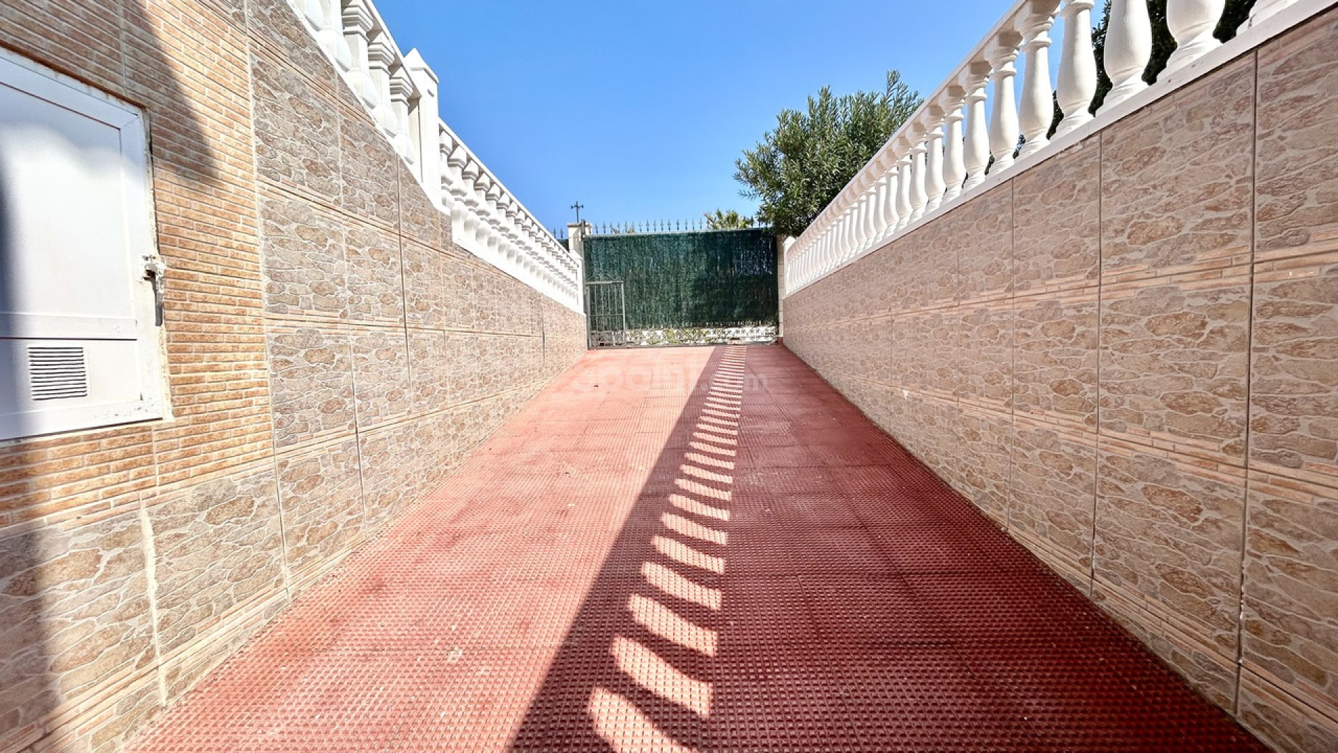 Segunda mano - Villa -
La Mata