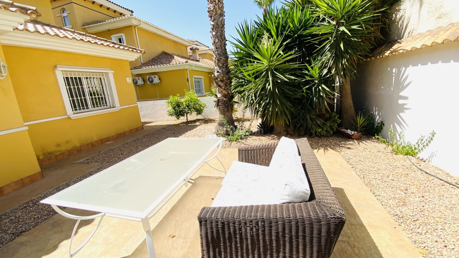 Segunda mano - Villa -
La Zenia