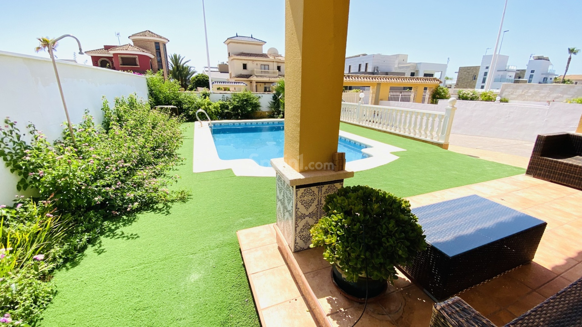 Segunda mano - Villa -
La Zenia