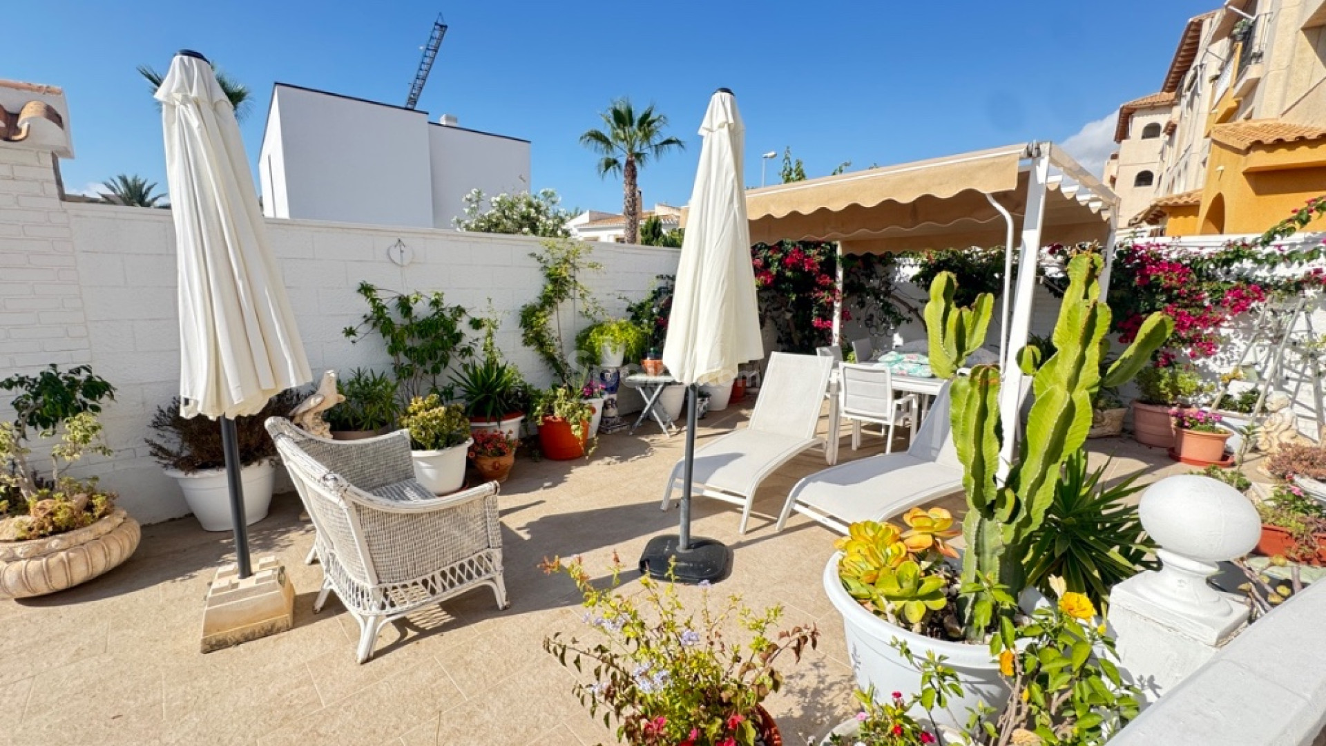 Segunda mano - Villa -
La Zenia