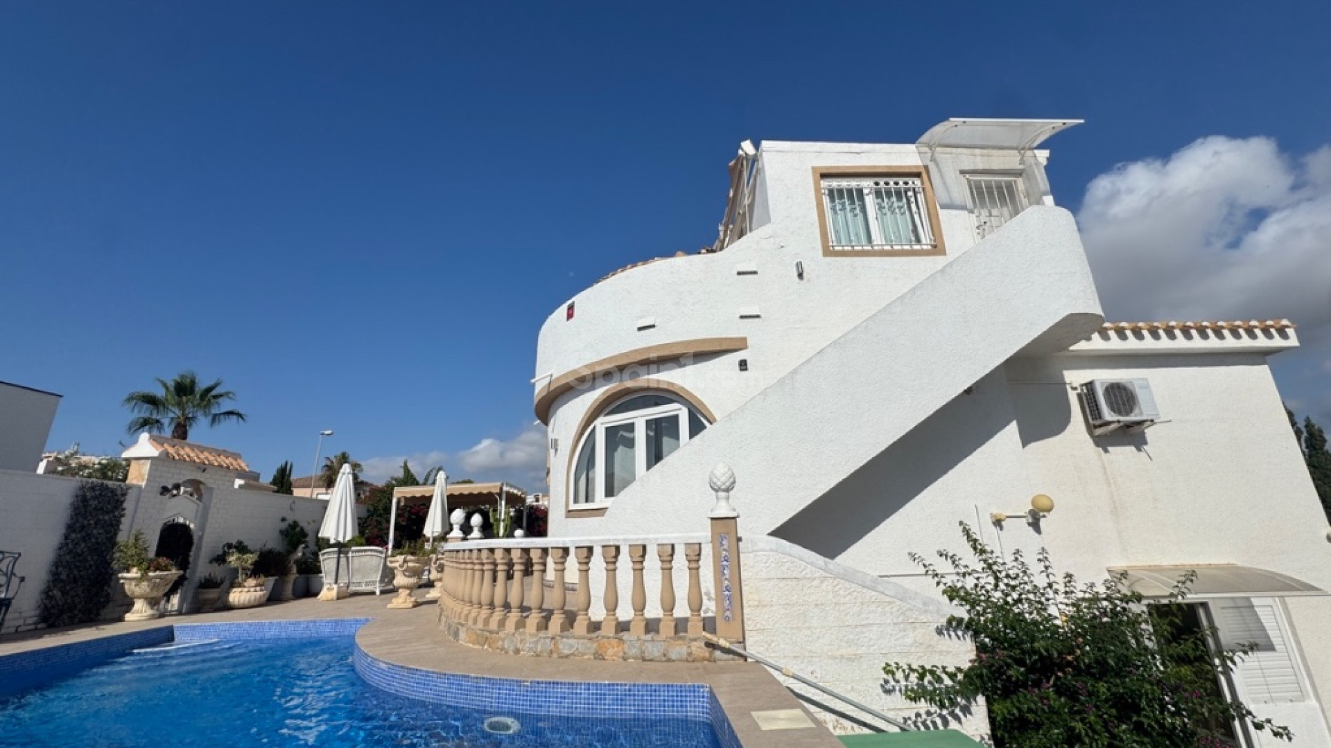 Segunda mano - Villa -
La Zenia