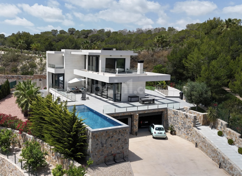 Segunda mano - Villa -
Las Colinas Golf Resort