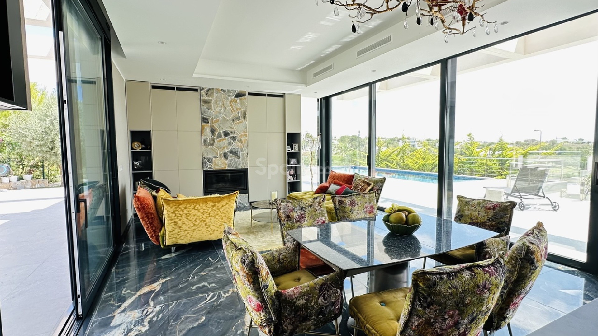 Segunda mano - Villa -
Las Colinas Golf Resort