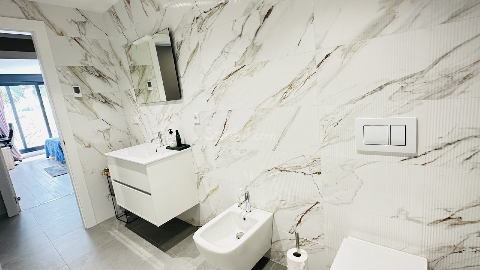 Segunda mano - Villa -
Las Colinas Golf Resort