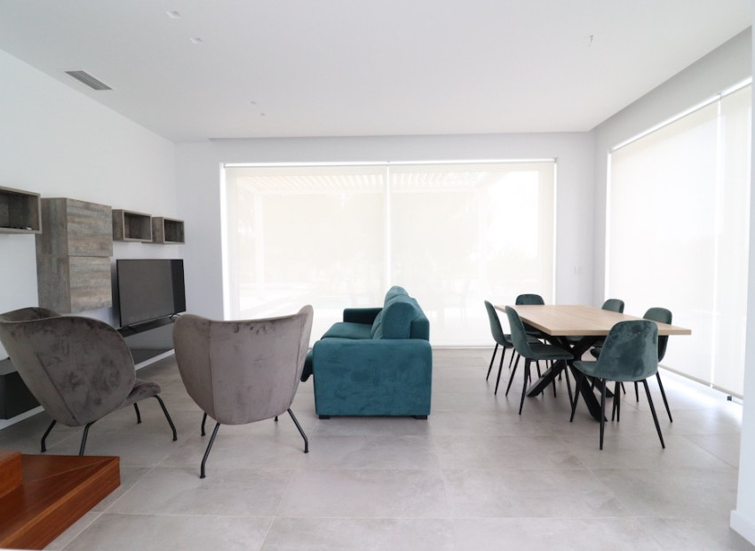 Segunda mano - Villa -
Las Colinas - Las Colinas Golf