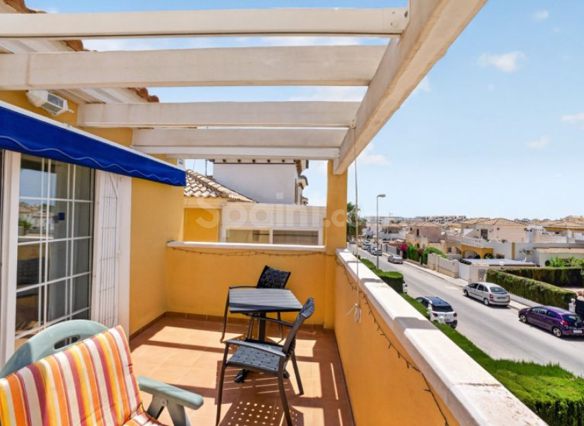 Segunda mano - Villa -
Orihuela Costa - Los Altos