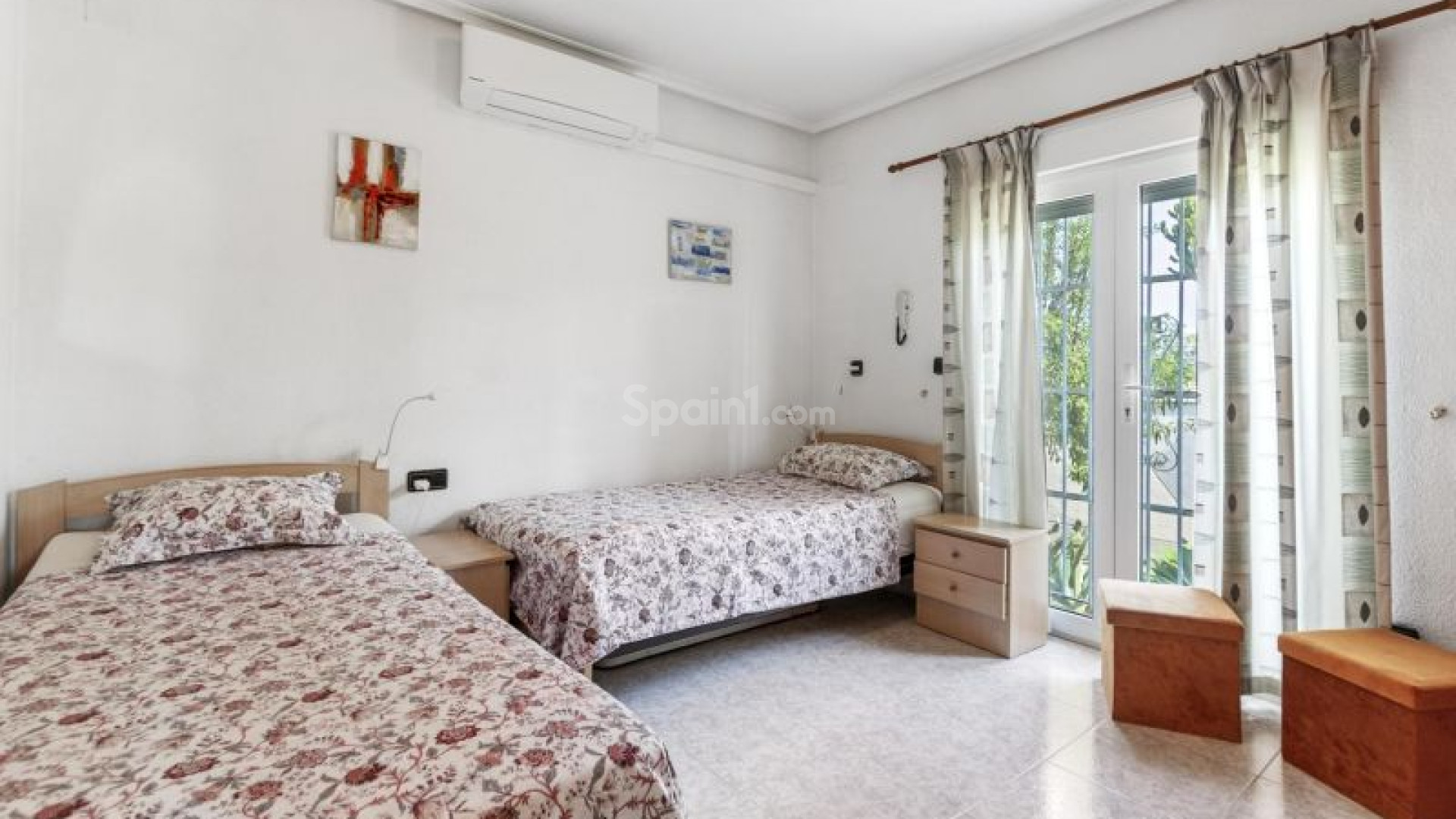 Segunda mano - Villa -
Orihuela Costa - Playa Flamenca