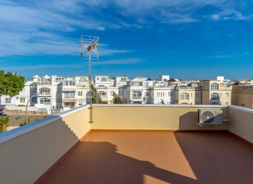 Segunda mano - Villa -
Orihuela Costa - Villamartin