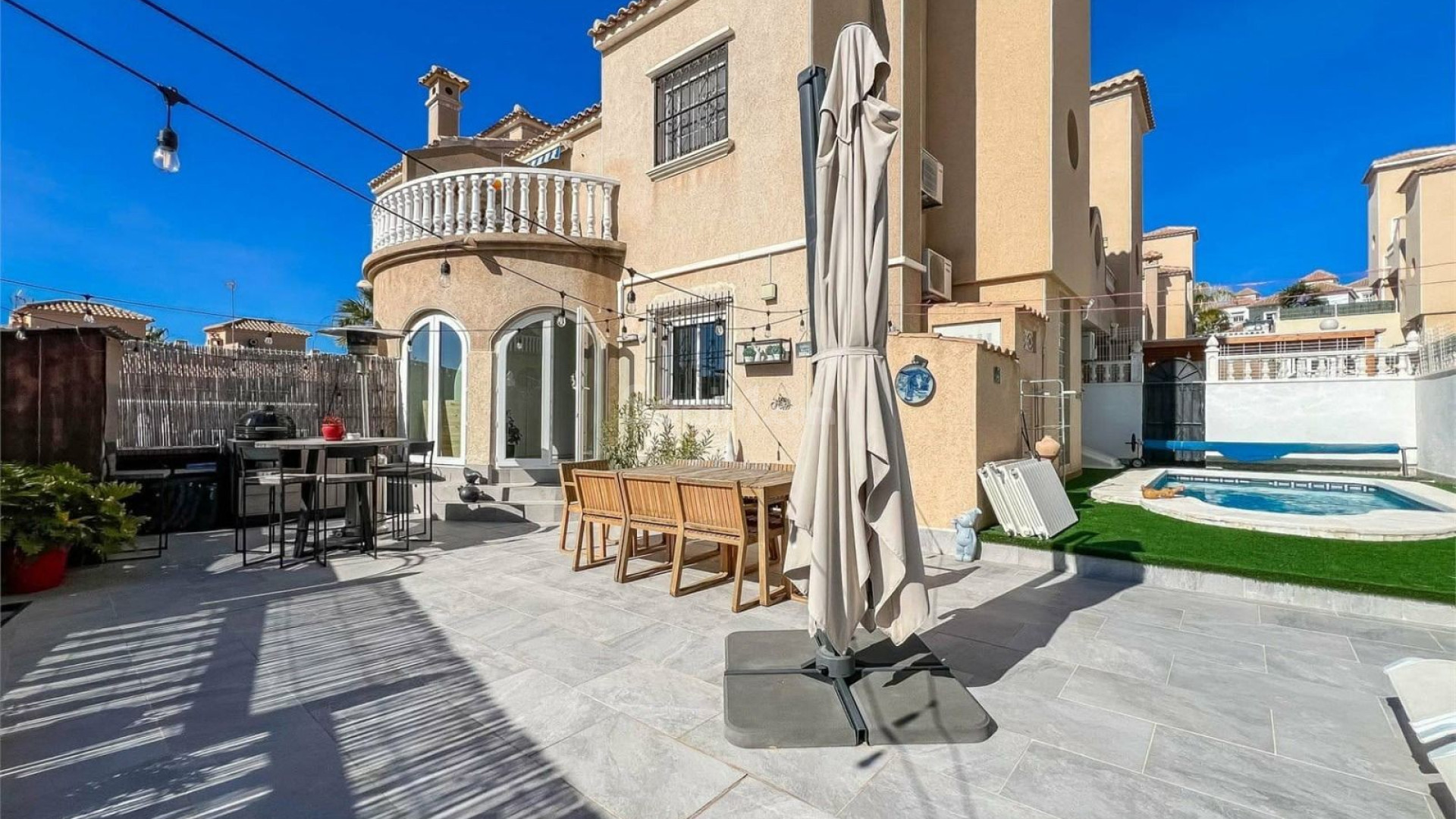 Segunda mano - Villa -
ORIHUELA COSTA - Villamartin