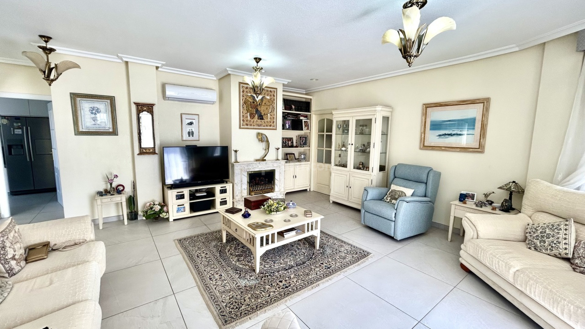 Segunda mano - Villa -
Pinar de Campoverde