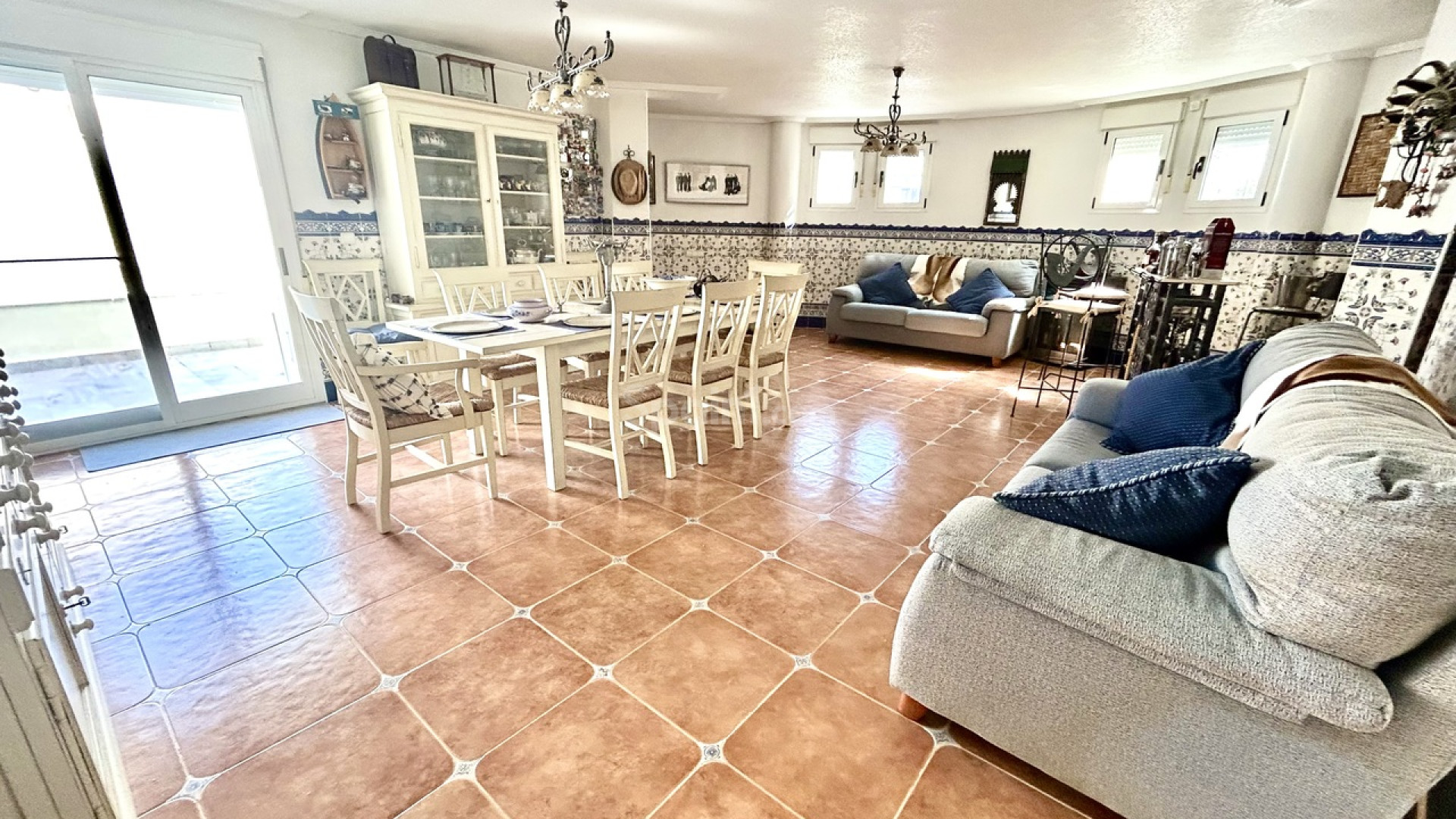 Segunda mano - Villa -
Pinar de Campoverde