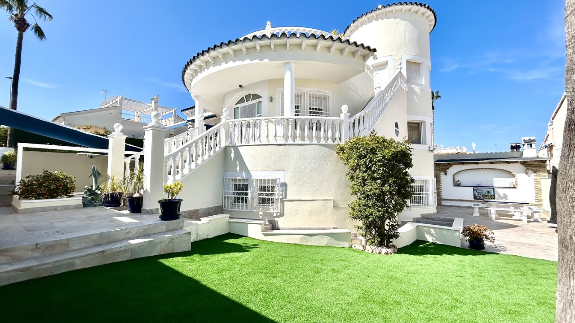 Segunda mano - Villa -
Pinar de Campoverde