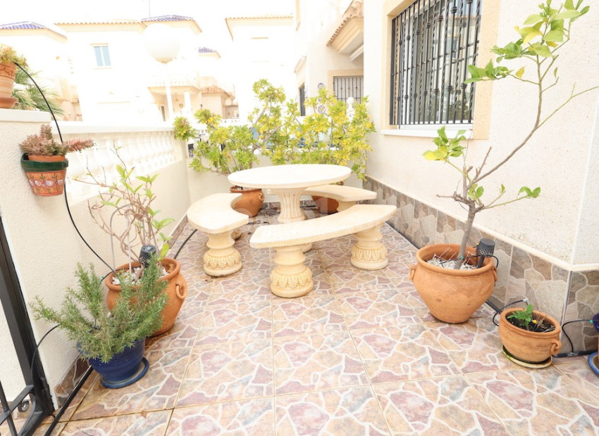 Segunda mano - Villa -
Playa Flamenca