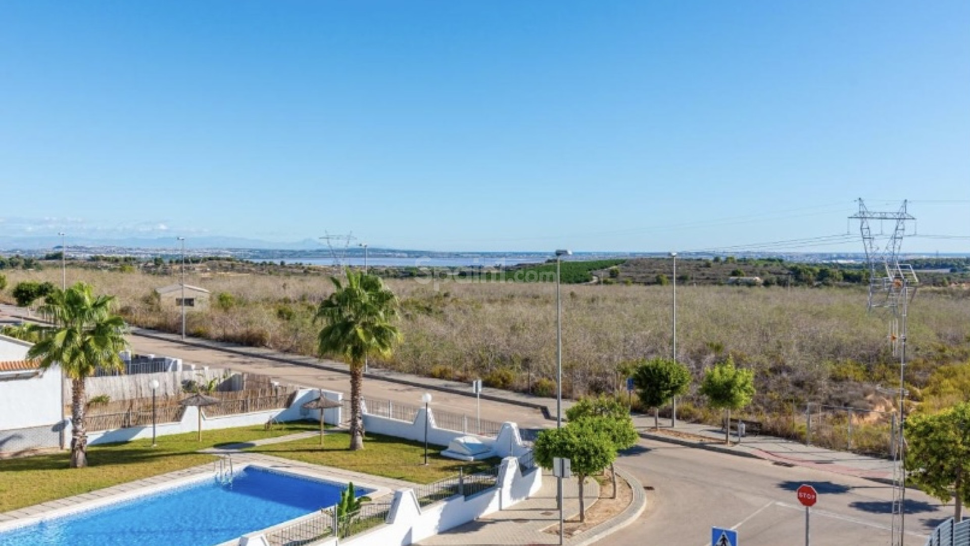 Segunda mano - Villa -
SAN MIGUEL DE SALINAS