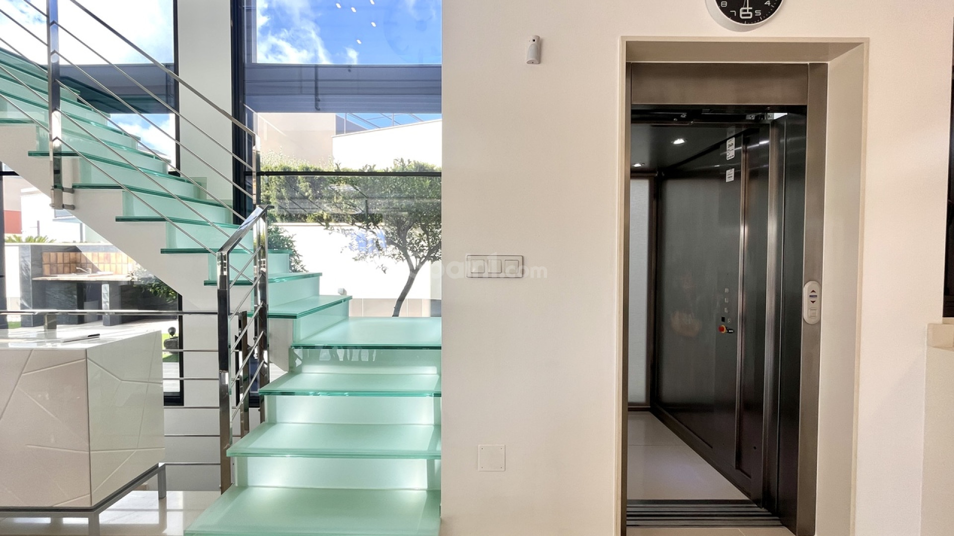 Segunda mano - Villa -
San Miguel de Salinas