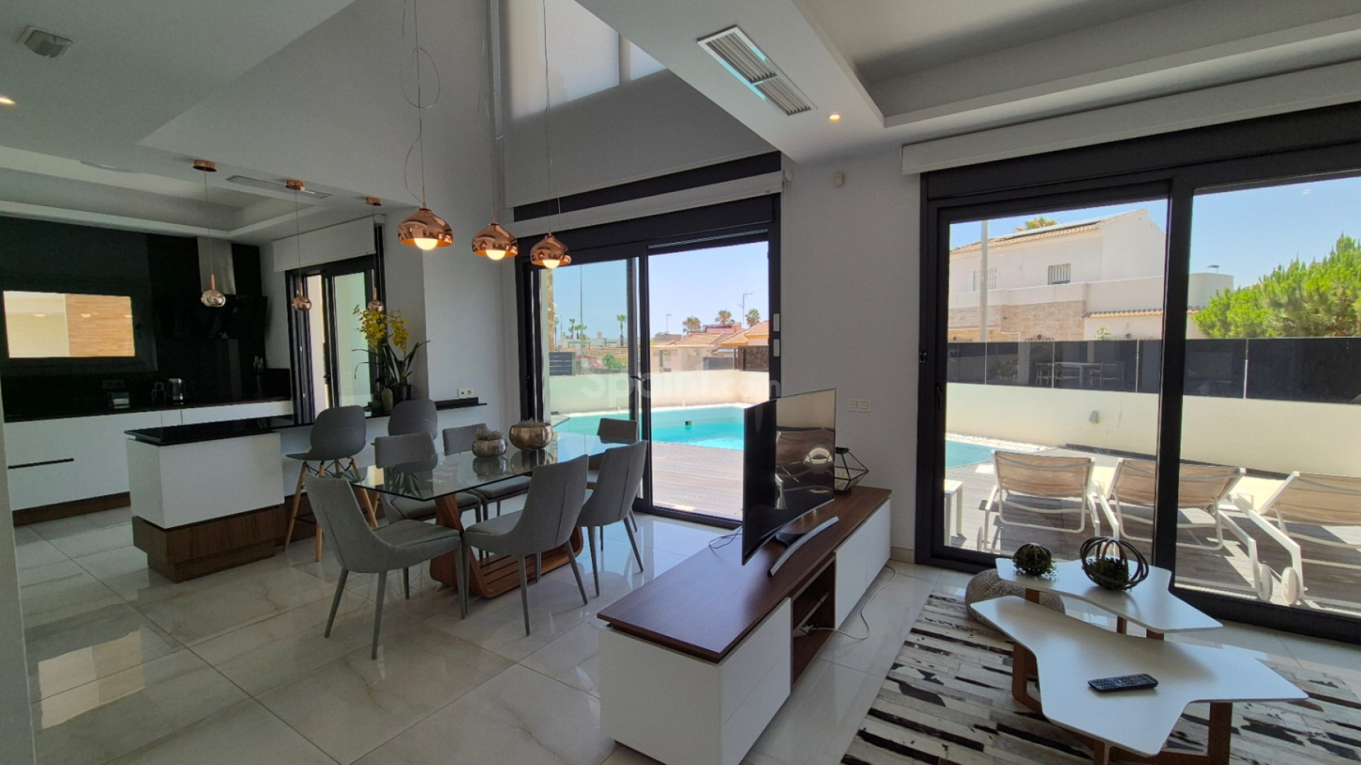 Segunda mano - Villa -
Torrevieja - Costa Blanca Sur