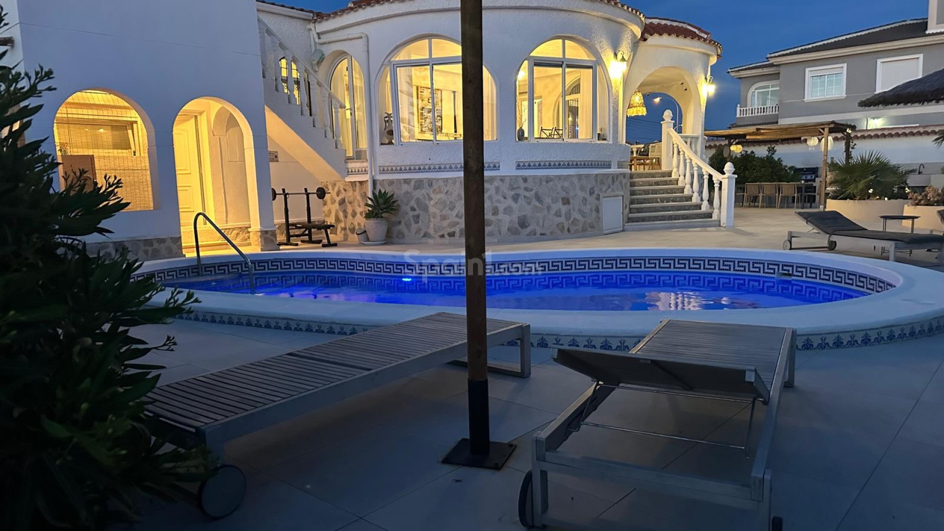 Segunda mano - Villa -
Torrevieja - Costa Blanca Sur