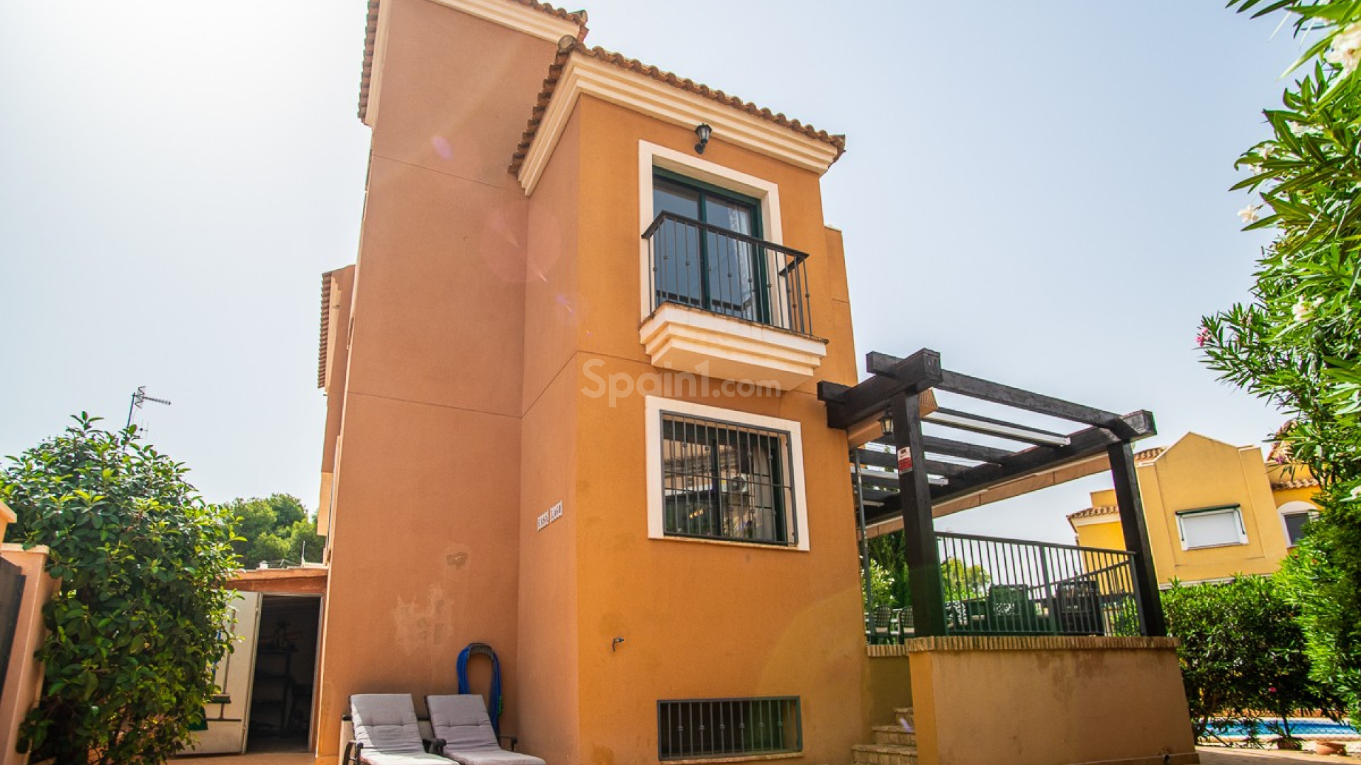 Segunda mano - Villa -
TORREVIEJA - Los Balcones