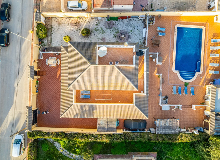 Segunda mano - Villa -
TORREVIEJA - Los Balcones