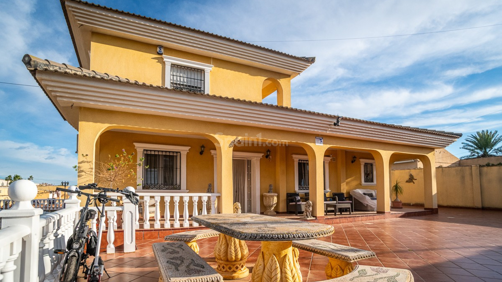 Segunda mano - Villa -
TORREVIEJA - Los Balcones