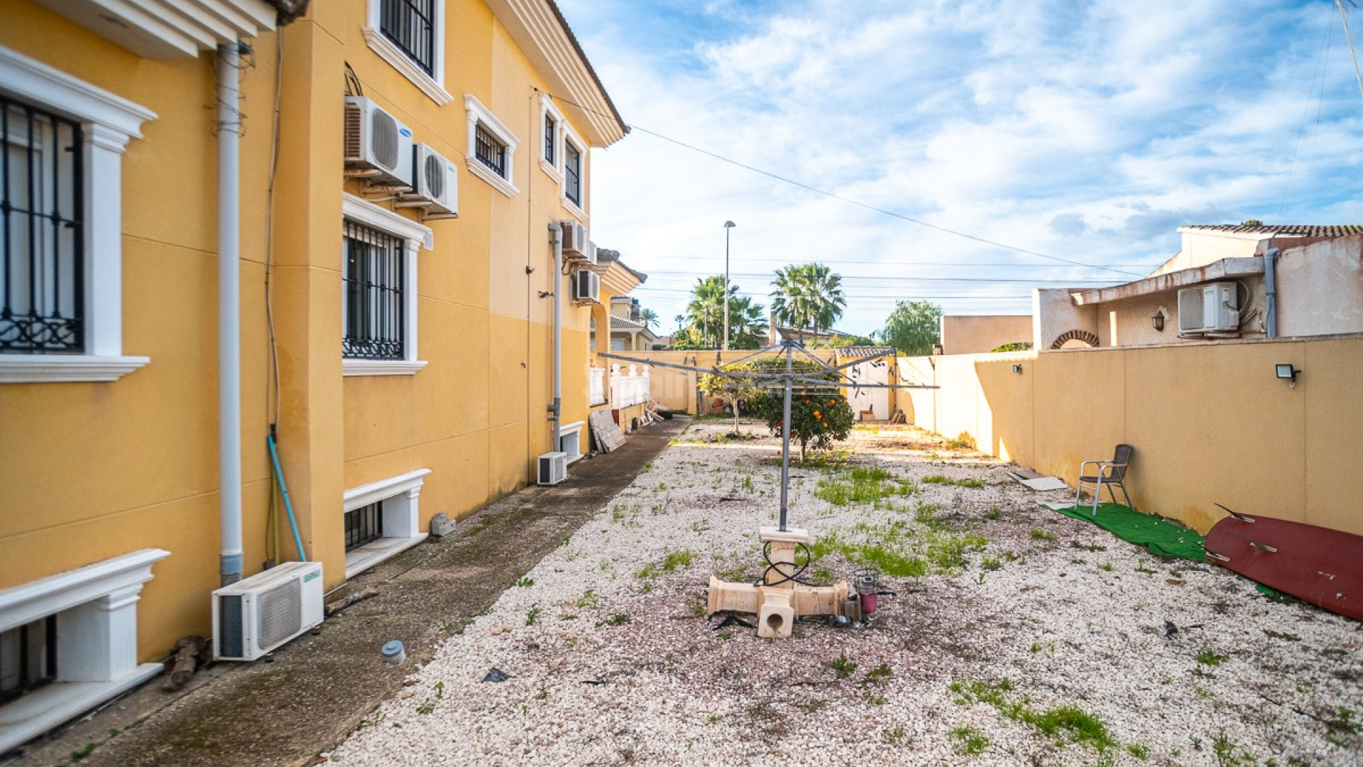 Segunda mano - Villa -
TORREVIEJA - Los Balcones