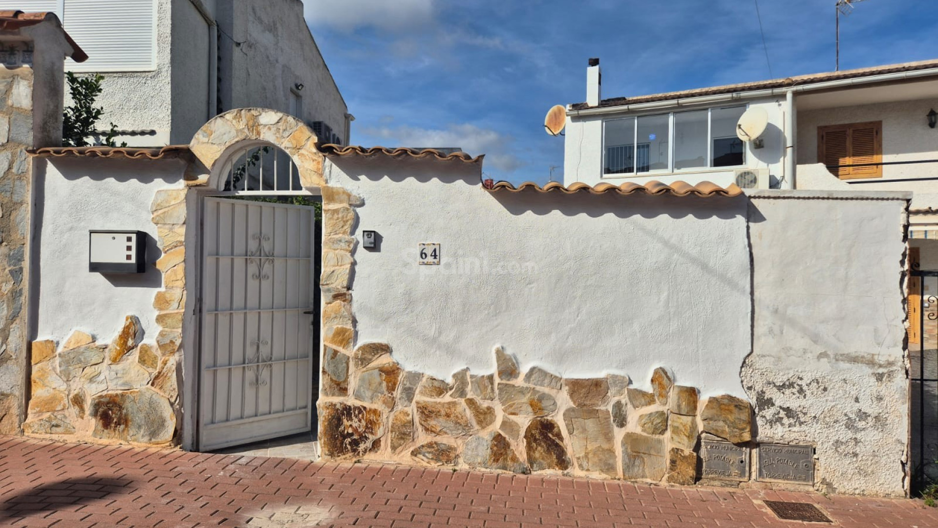 Segunda mano - Villa -
TORREVIEJA - Los Balcones