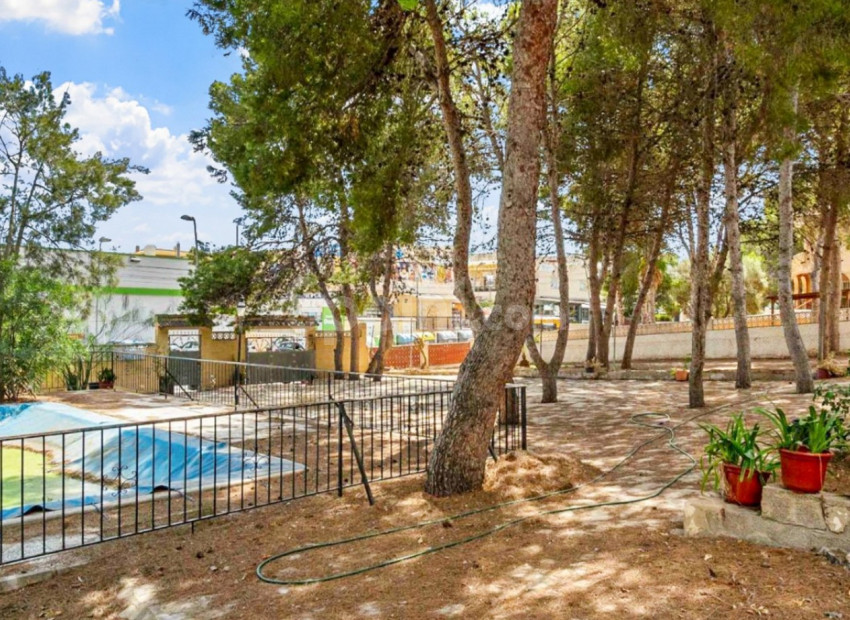 Segunda mano - Villa -
Torrevieja - Los Balcones