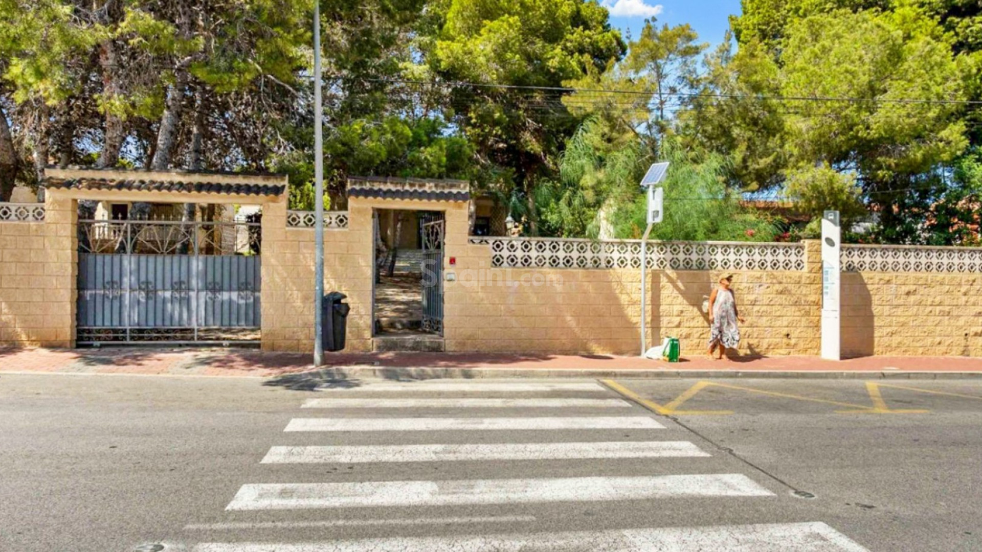 Segunda mano - Villa -
Torrevieja - Los Balcones