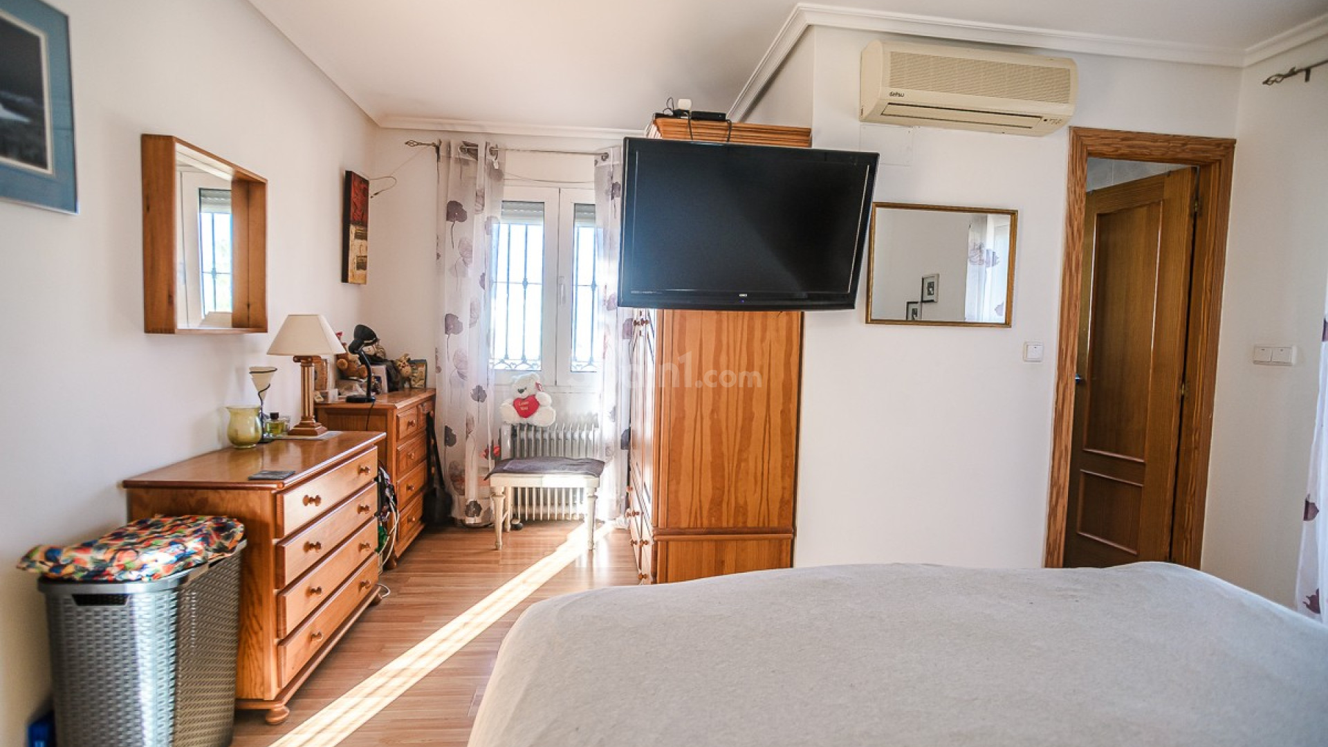Segunda mano - Villa -
TORREVIEJA - Los Balcones