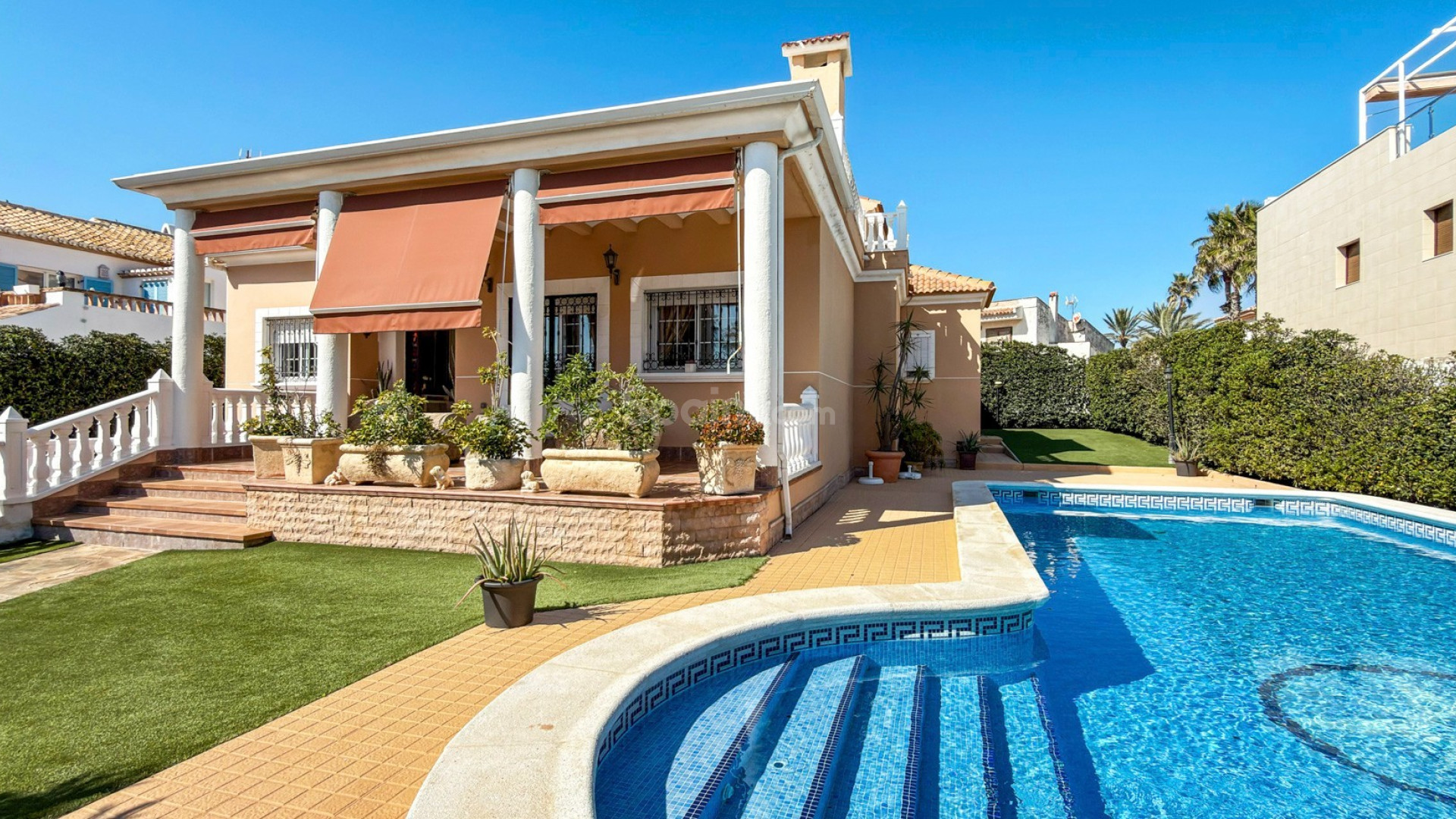 Segunda mano - Villa -
Torrevieja - Torrelamata - La Mata